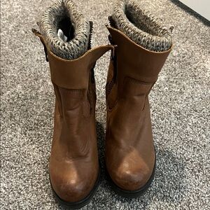 Cozy Brown Winter Boots